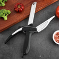 2-in-1 Cutting Board Scissors — black scissors on a wooden board with broccoli and tomatoes