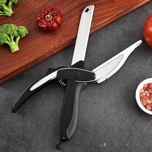 2-in-1 Cutting Board Scissors — black scissors on a wooden board with broccoli and tomatoes